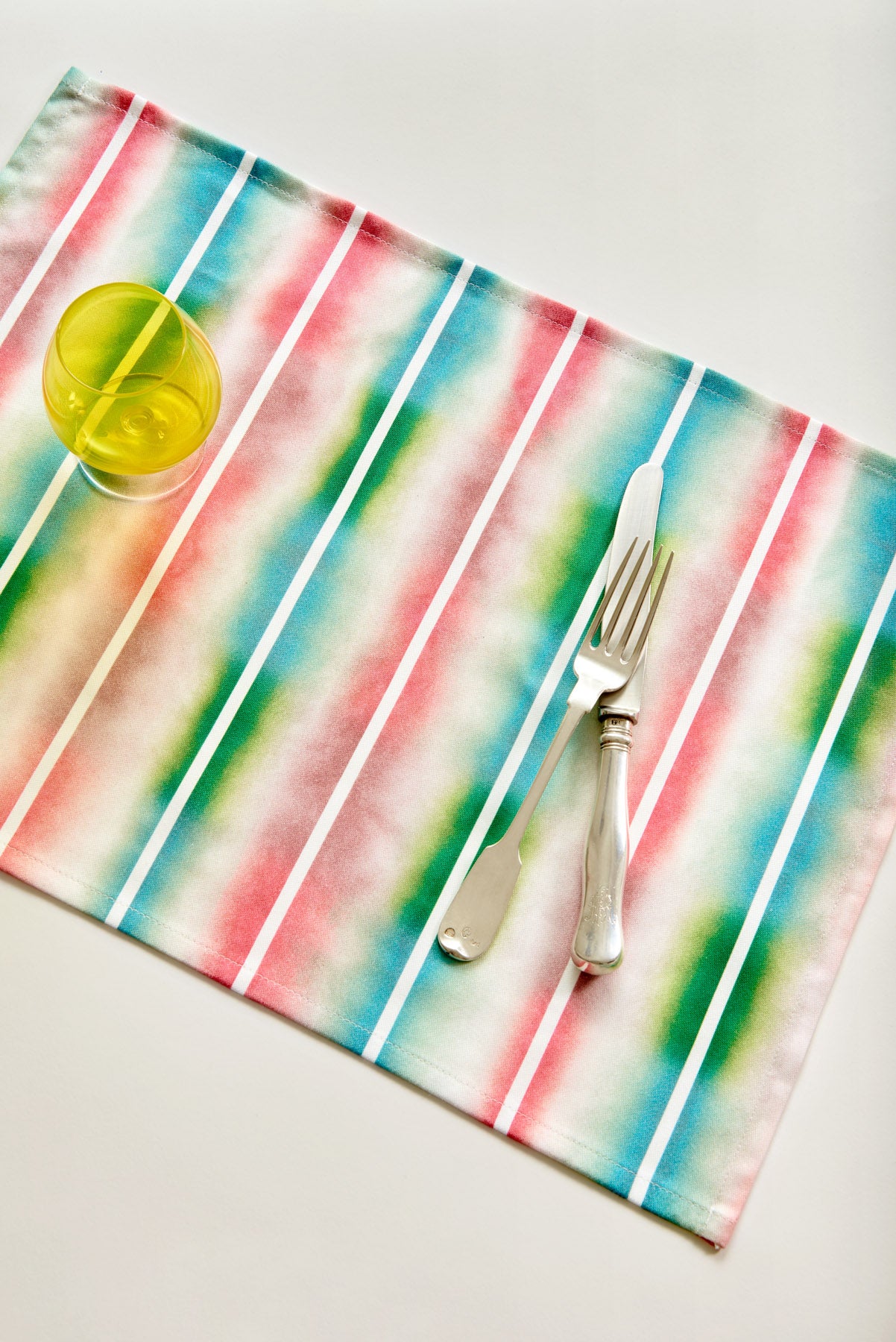 SPRAYED STRIPES PLACEMATS