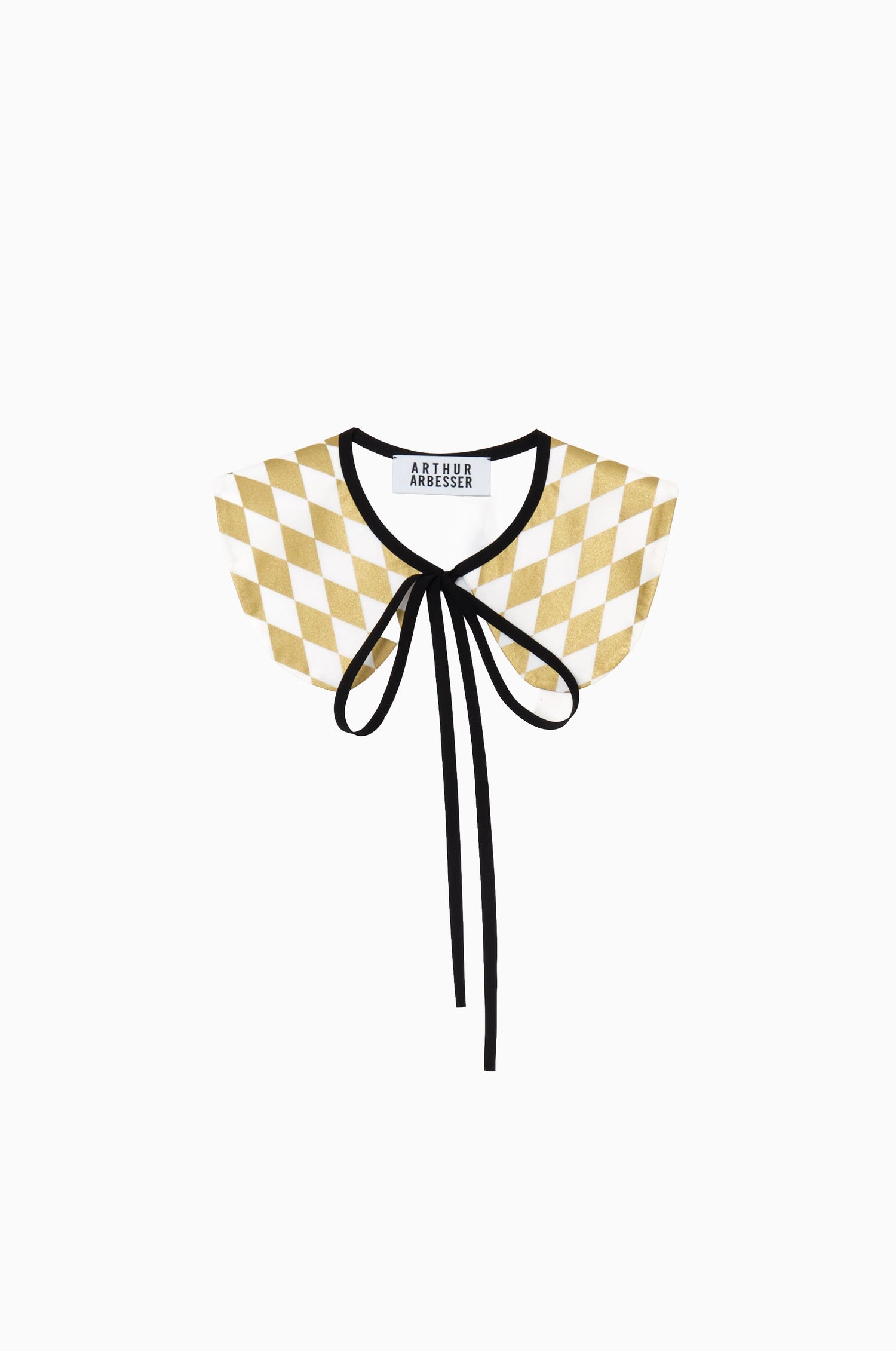 LOZENGE PRINT ROUND COLLAR