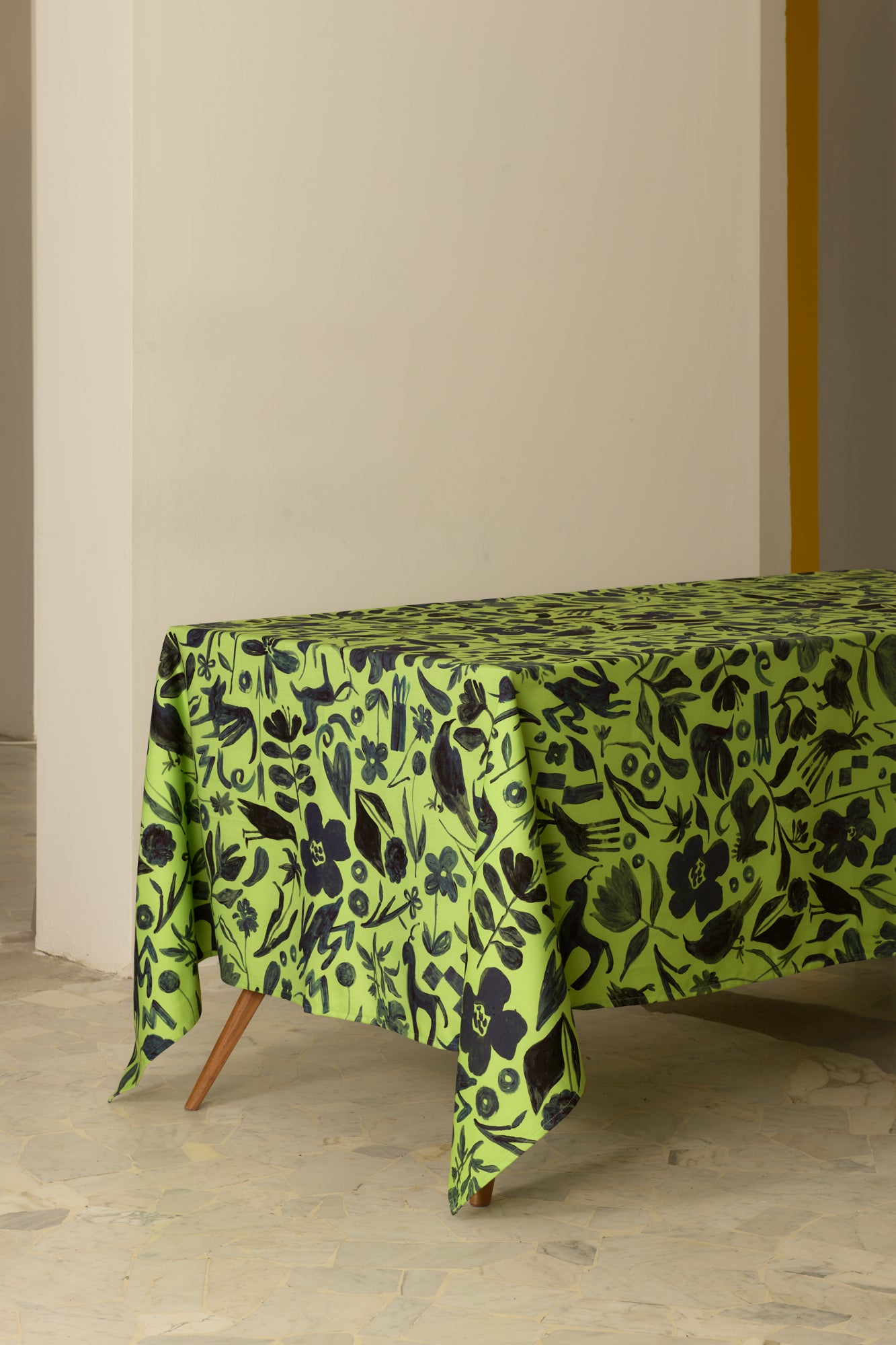 CERAMIC PRINT TABLECLOTH SPRING EDITION