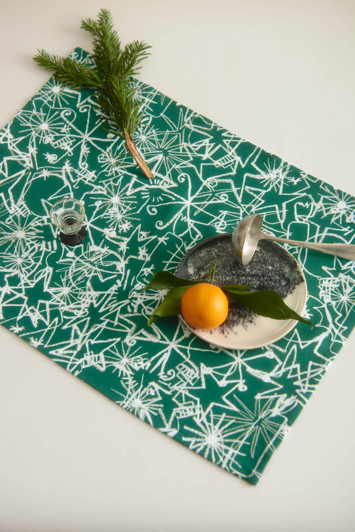 GREEN STAR SALAD PLACEMATS