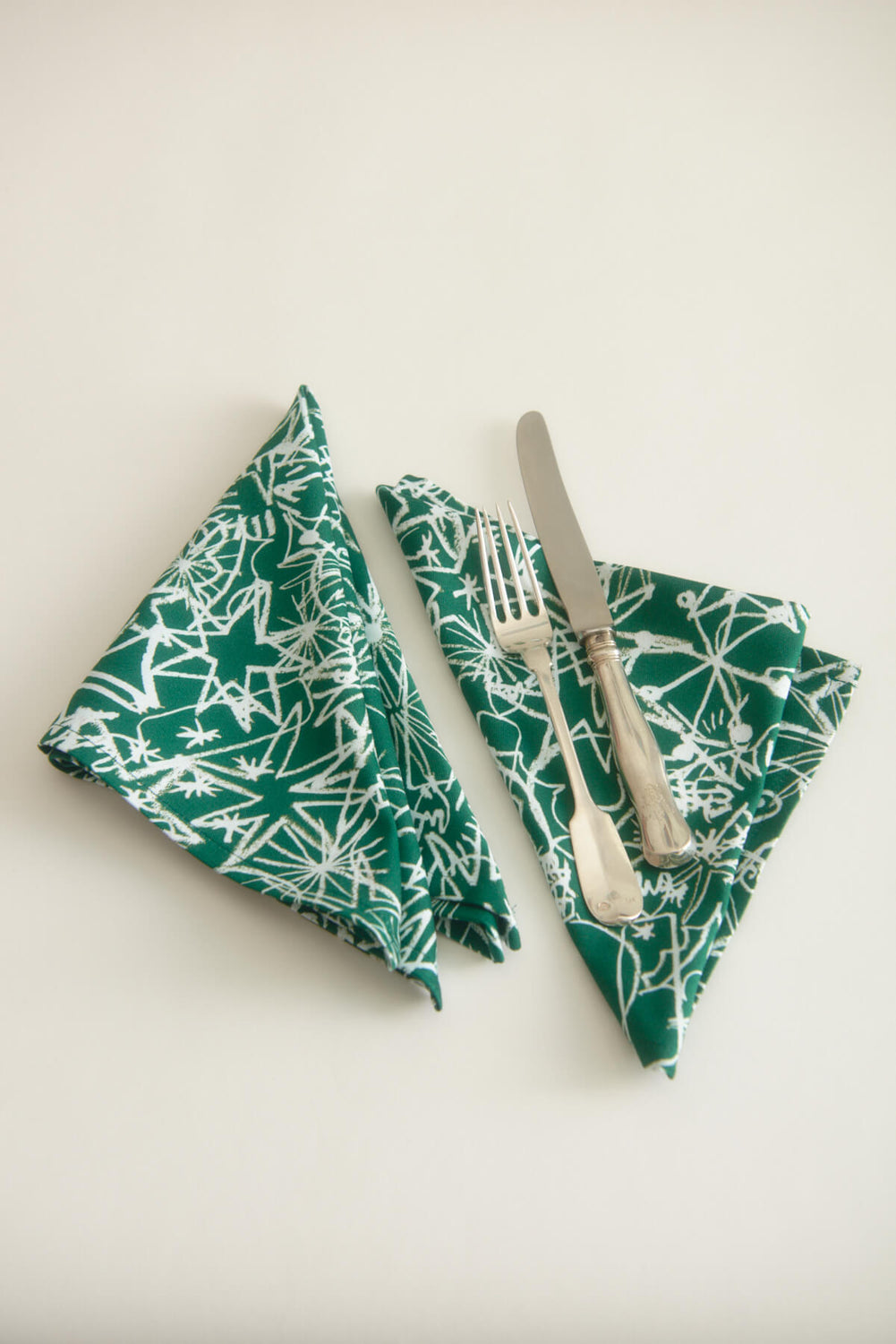 GREEN STAR SALAD NAPKINS