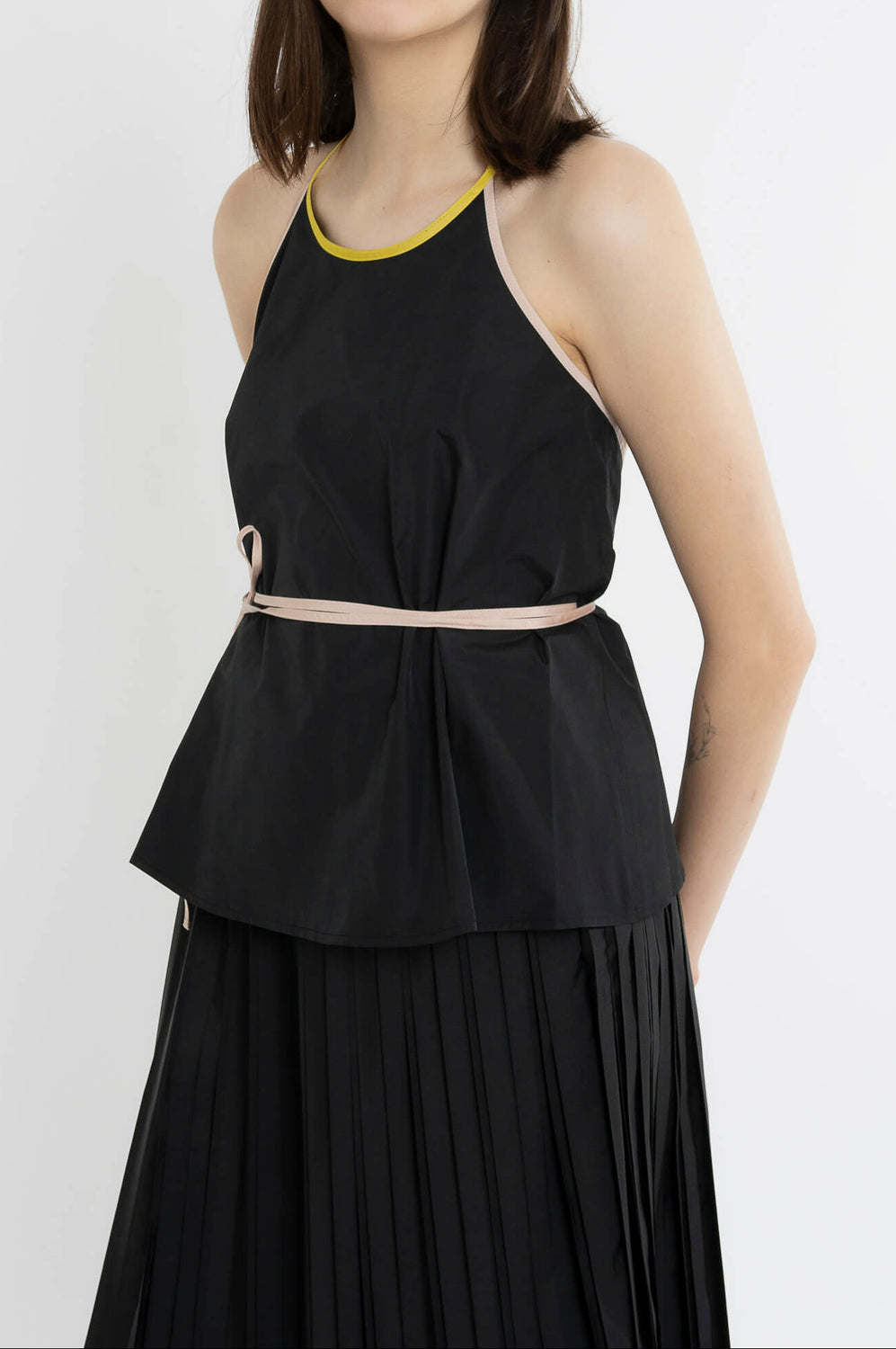 TAFFETA HALTER NECK TOP