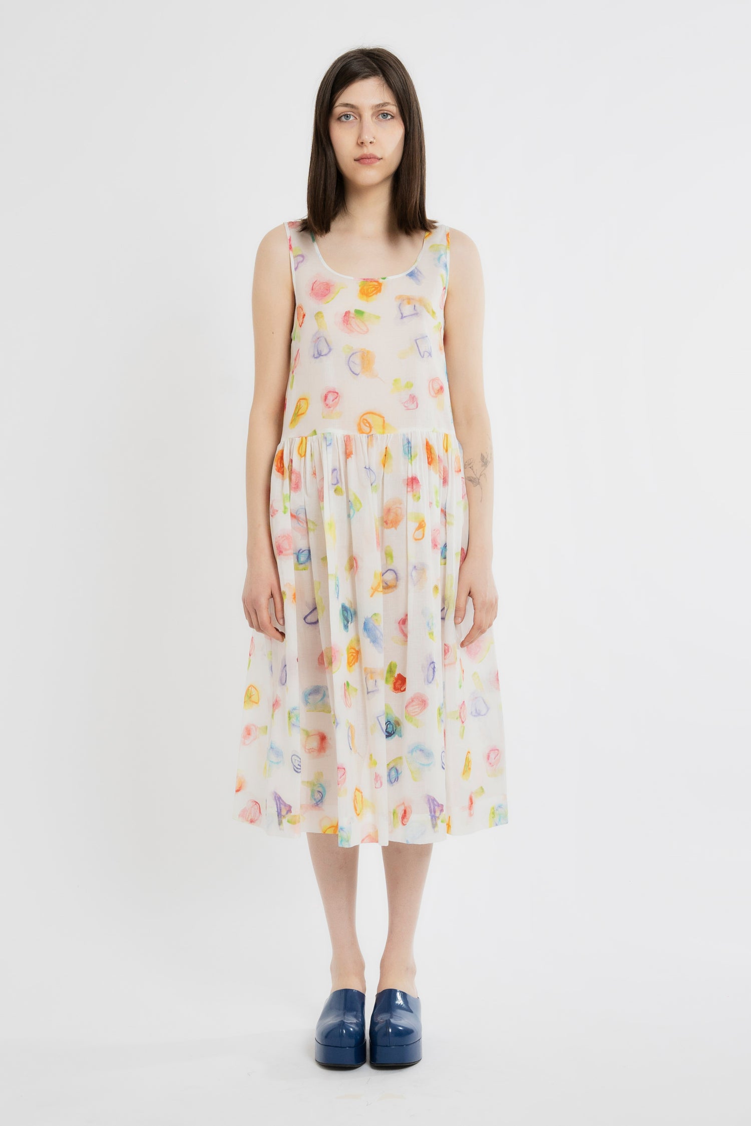 SLEEVELESS MIDI DRESS