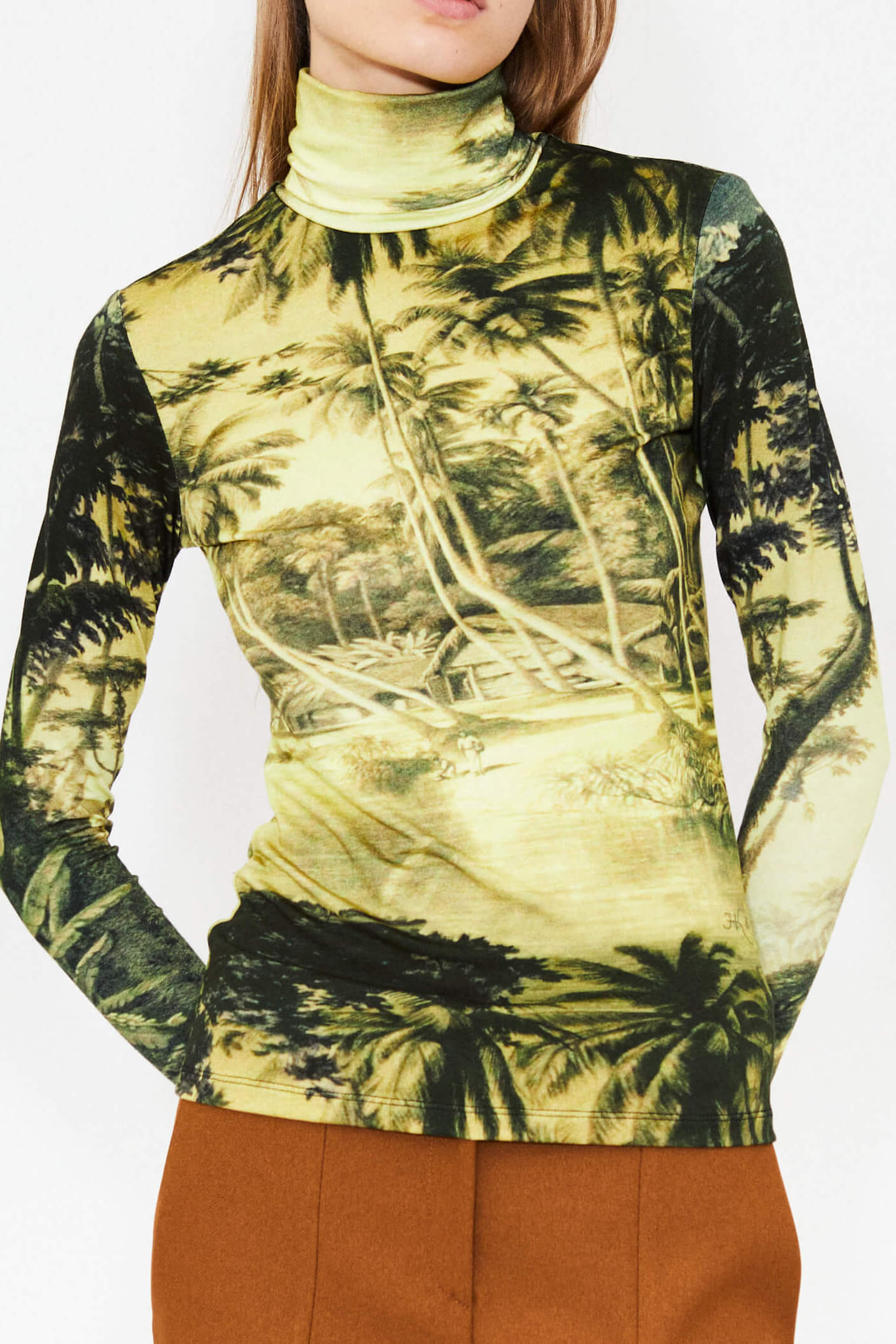 PALM PRINT JERSEY TURTLENECK